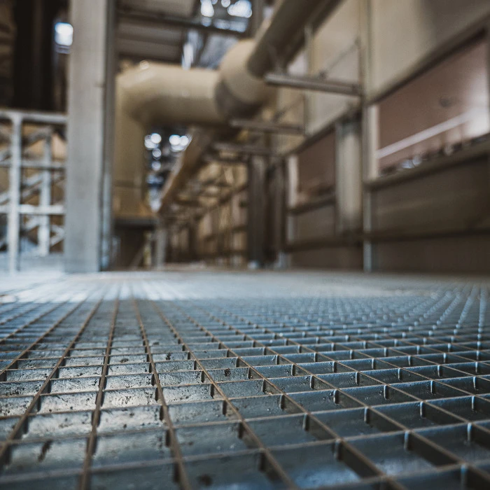 A NAGÉV rács előnyei kültérre és ipari környezetbe 